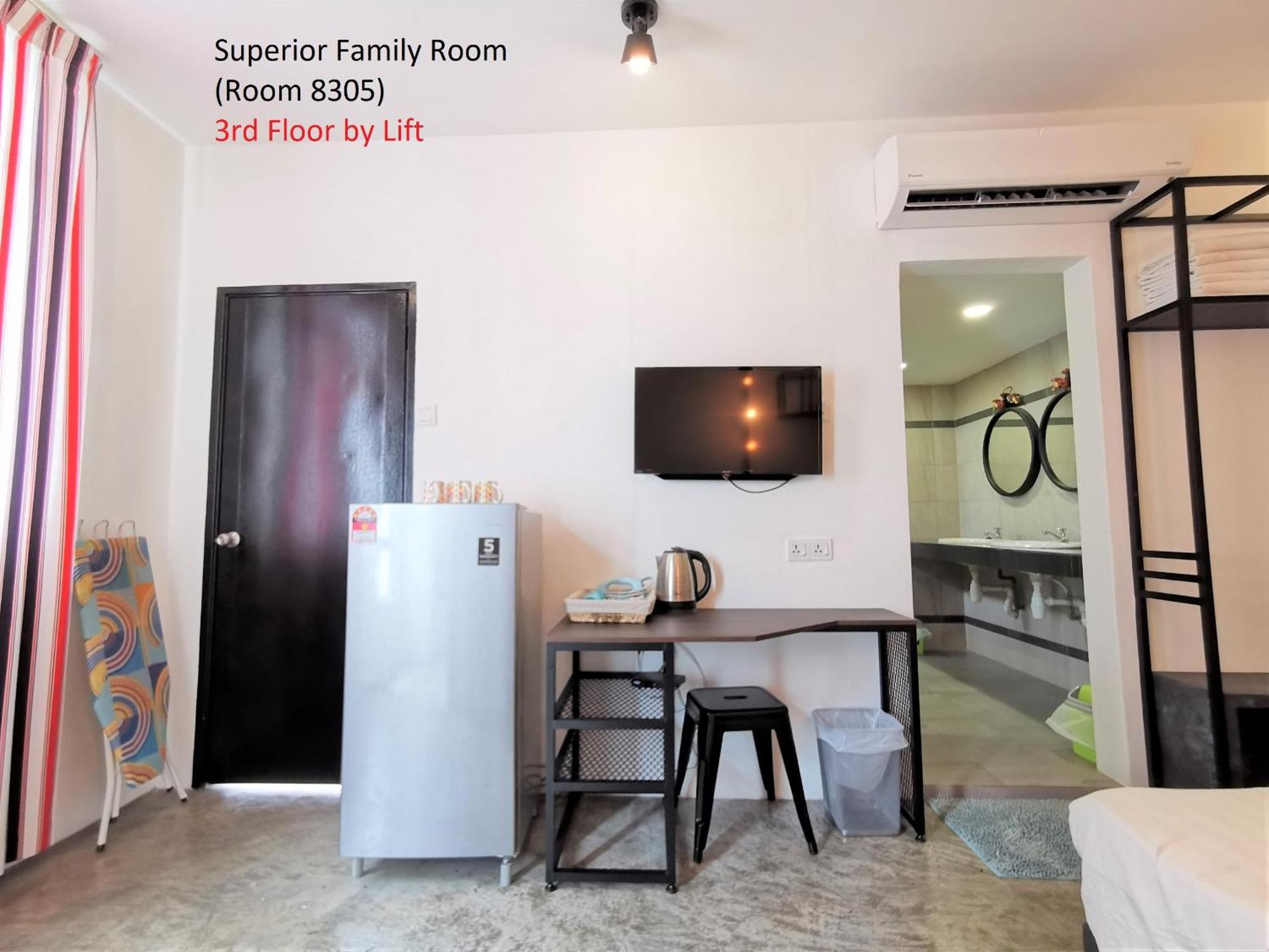 Mwv Family Suite Room Muar Buitenkant foto